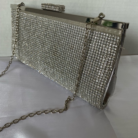 - Special Event Clutch. - Picture 3 of 9